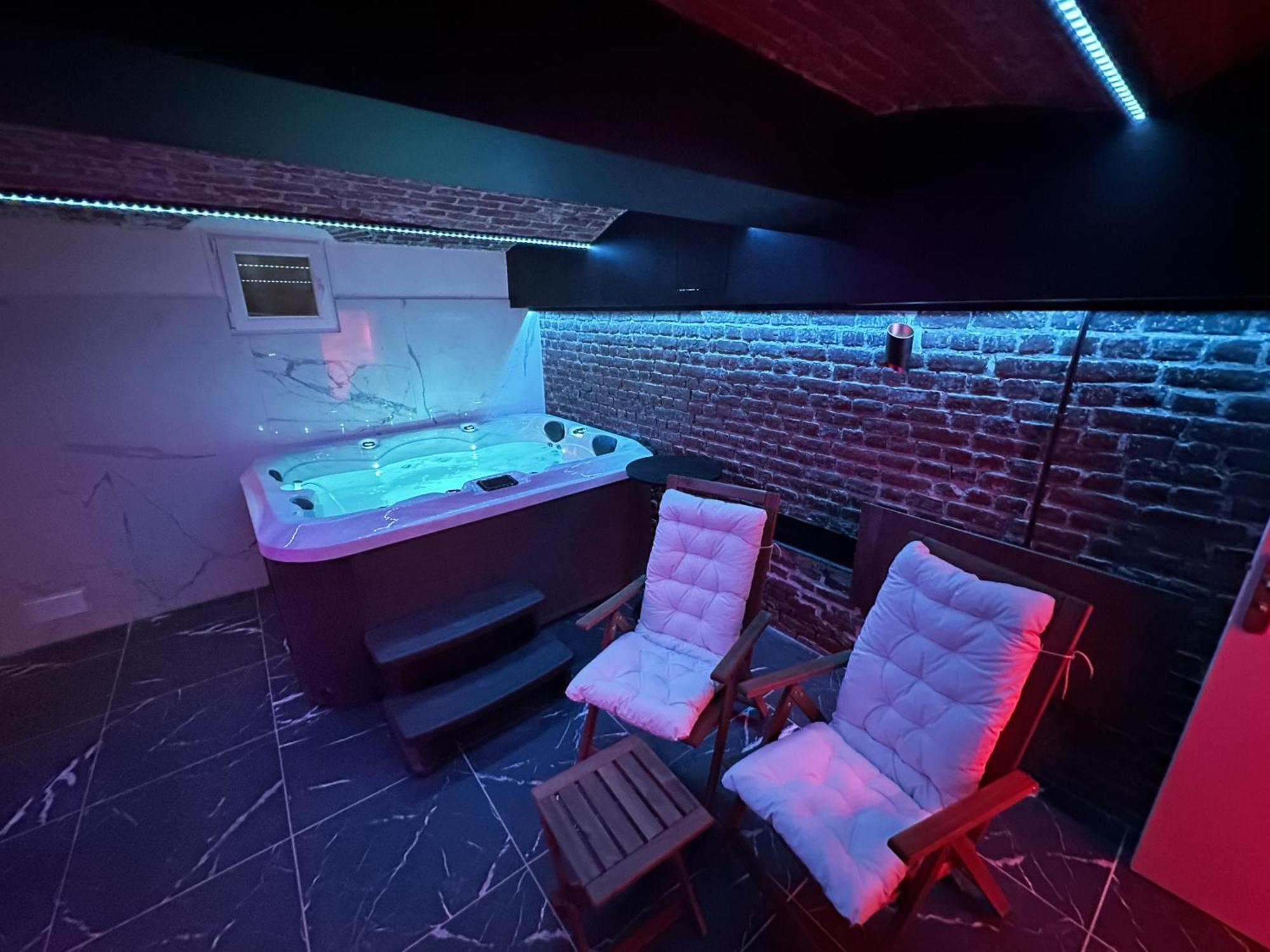 Le Bijou - Appartement, Sauna Et Jacuzzi - Lille Ngoại thất bức ảnh
