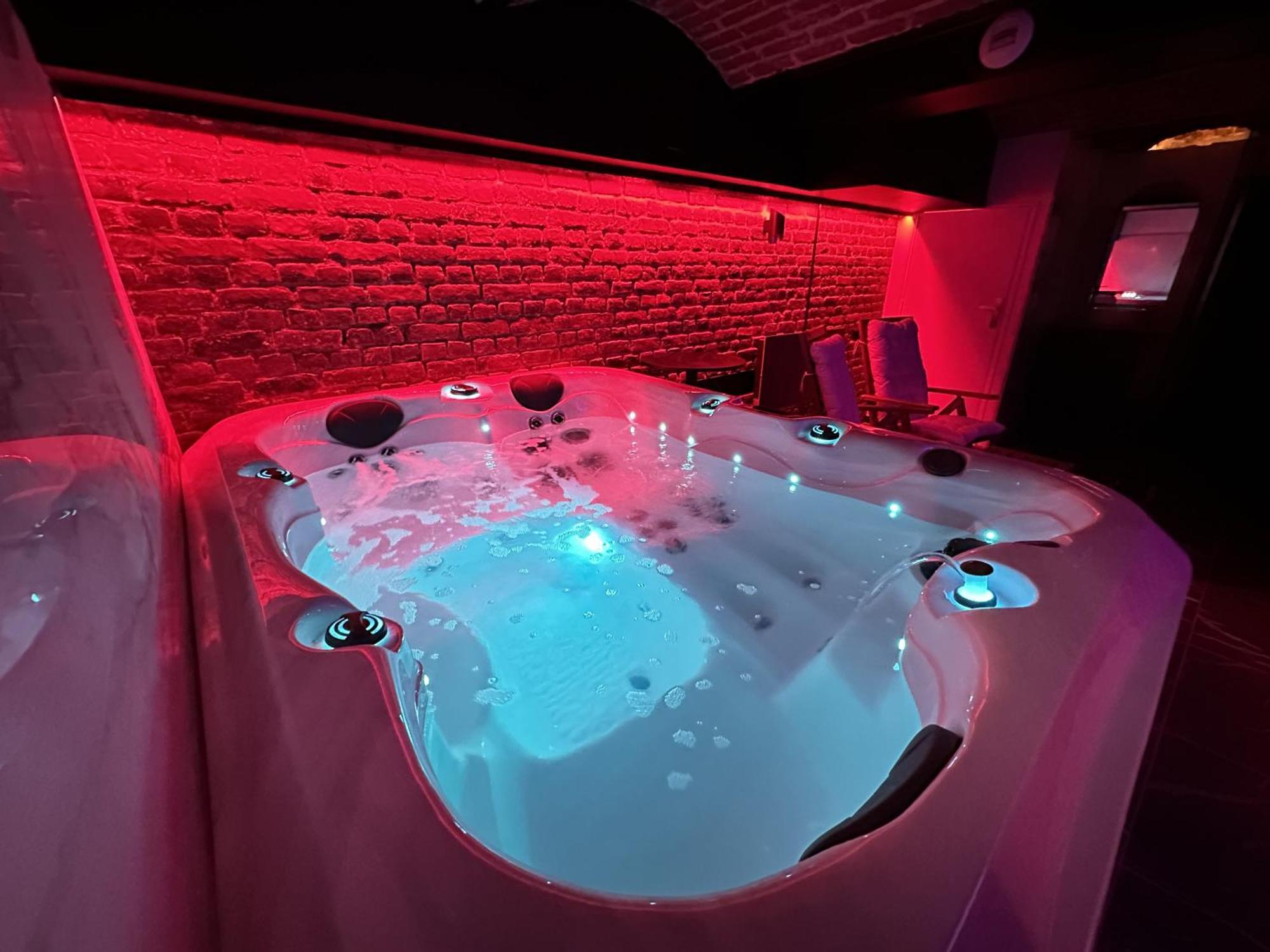 Le Bijou - Appartement, Sauna Et Jacuzzi - Lille Ngoại thất bức ảnh